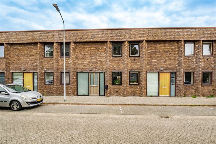 Bekijk foto 1 van Jacob van Deventerstraat 56