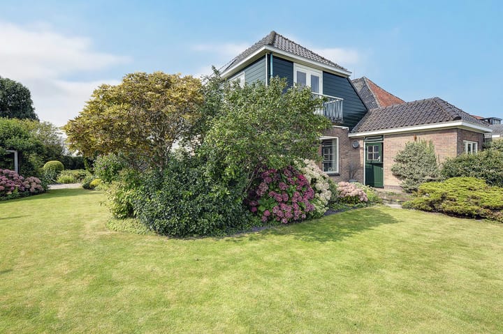 Foto 2 van Dorpsstraat 966