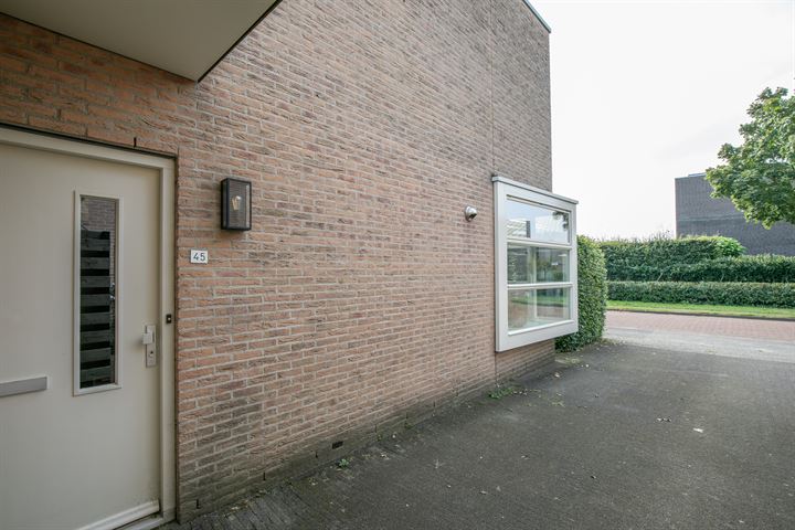 View photo 47 of Dr. F.W. Klaarenbeeksingel 45