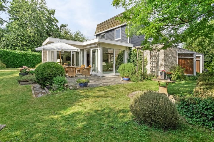 Foto 1 van Kastanjelaan 6