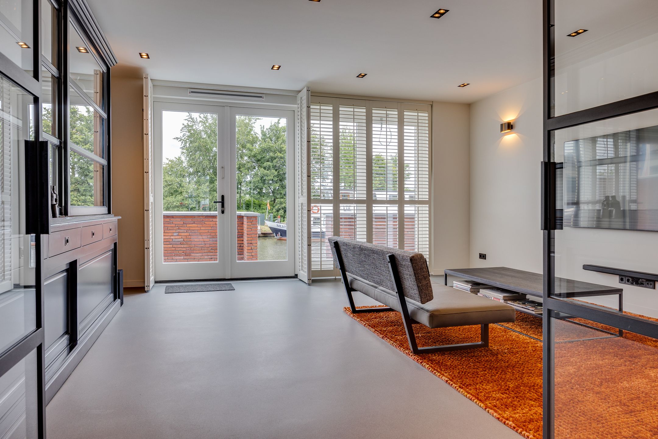 Photo 9 of Straatweg 56