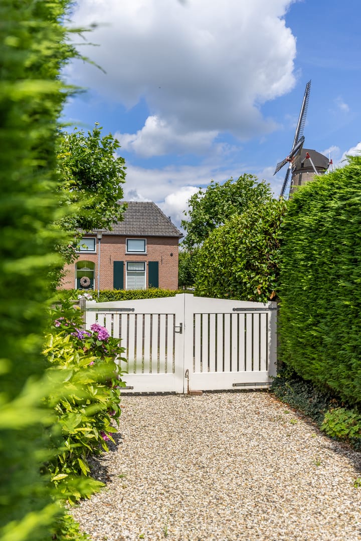 Photo 33 of Zandstraat 117