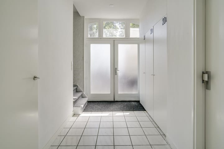 Photo 9 of Wilhelminaplein 20-B