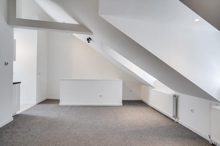 Photo 12 of Wilhelminaplein 20-B