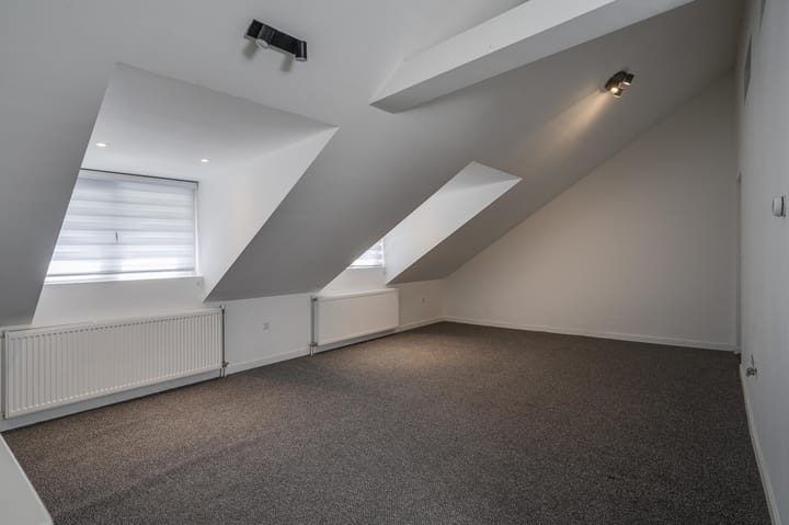 Photo 13 of Wilhelminaplein 20-B