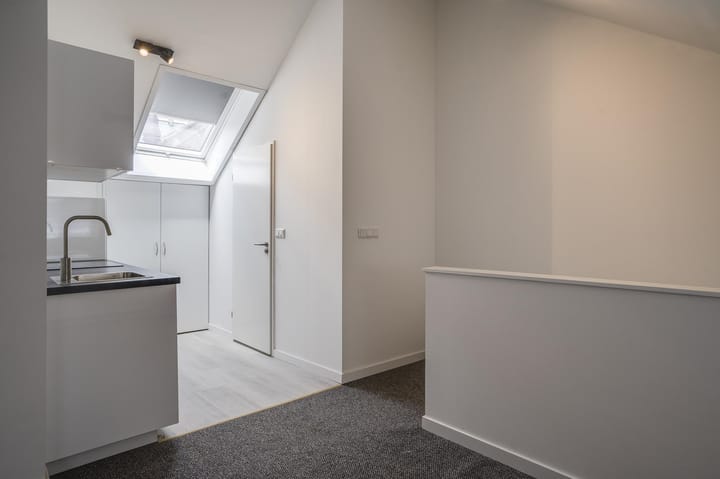 Photo 17 of Wilhelminaplein 20-B