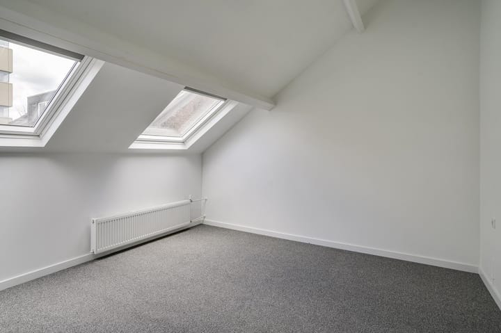 Photo 24 of Wilhelminaplein 20-B