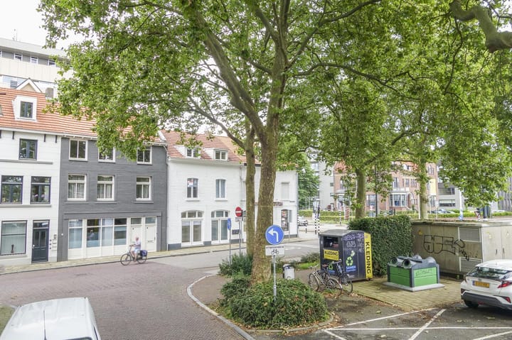 Photo 31 of Wilhelminaplein 20-B