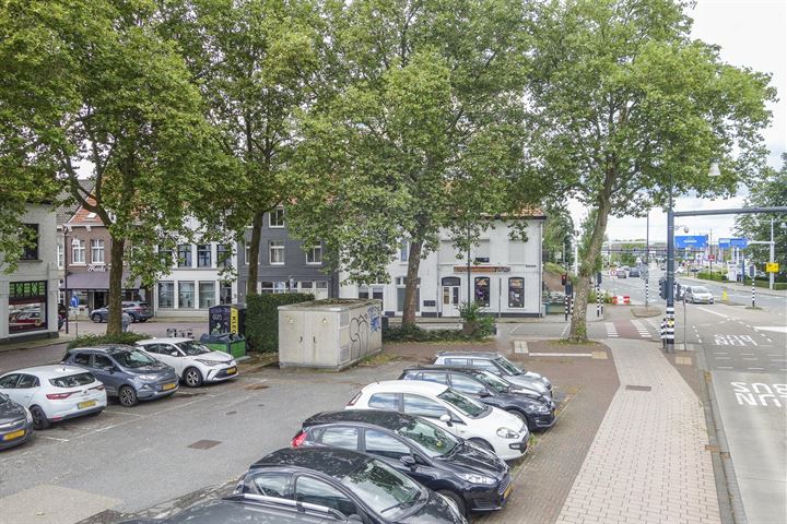 Bekijk foto 33 van Wilhelminaplein 20-B