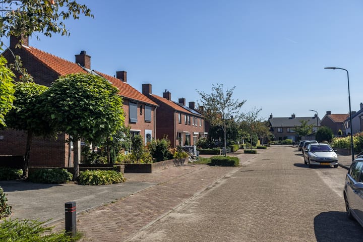 Foto 34 van Burgemeester Bardoelstraat 10