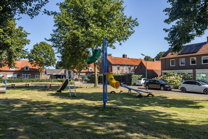 Foto 36 van Burgemeester Bardoelstraat 10