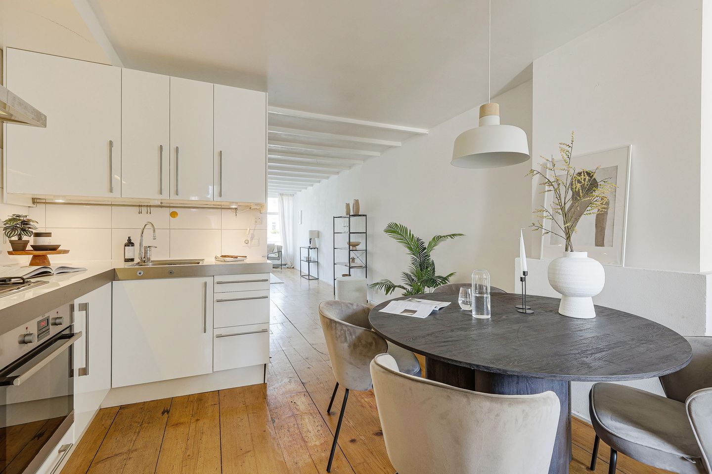 Photo 10 of Bilderdijkkade 64-1