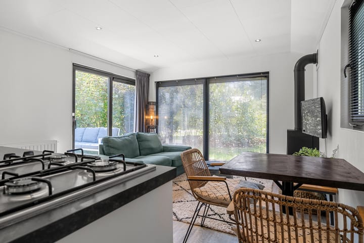 Foto 9 van Vijverlaan 1-J10