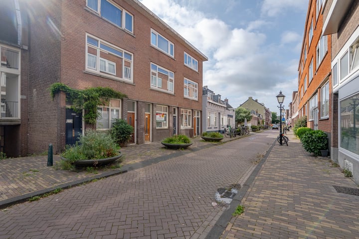 Bekijk foto 1 van Zuidhoek 138-B