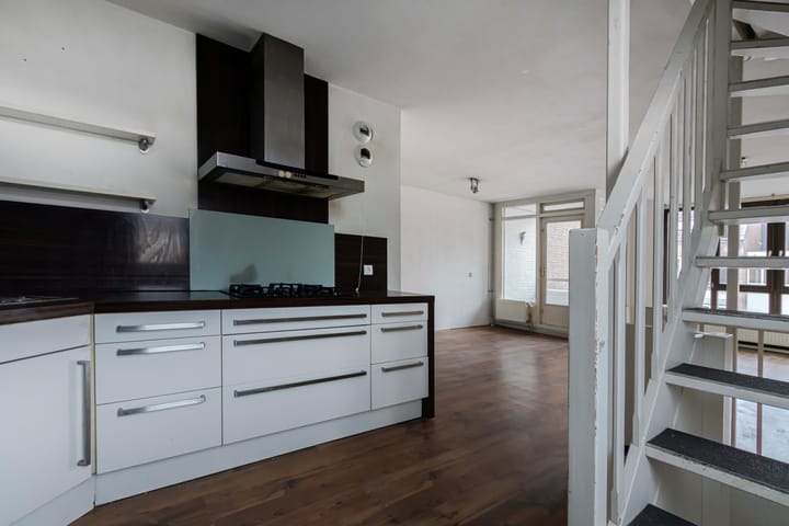 Foto 11 van Hoogbeeltplein 163