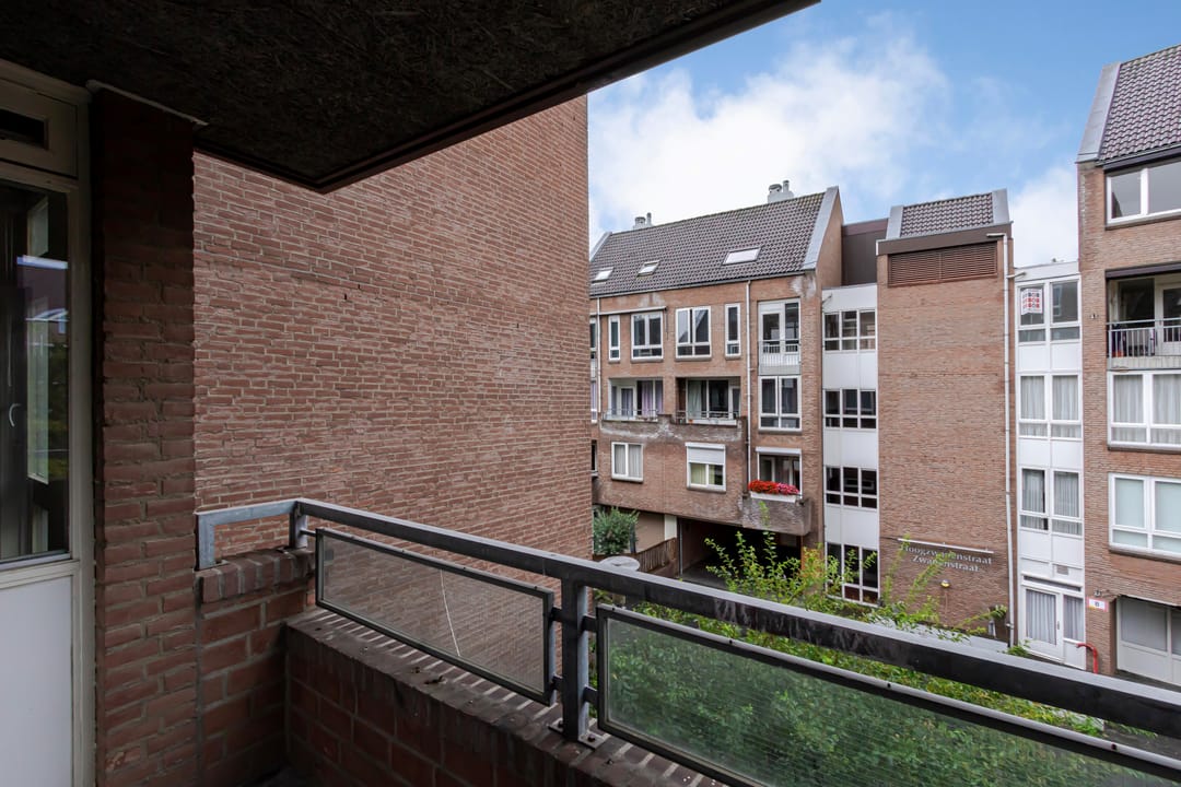 Foto 26 van Hoogbeeltplein 163