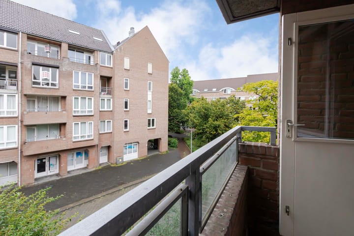 Foto 27 van Hoogbeeltplein 163