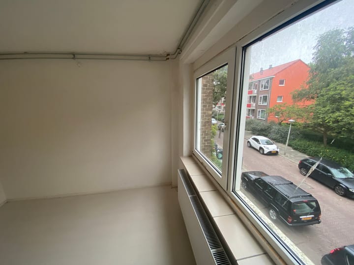 Foto 14 van Van Almondestraat 38