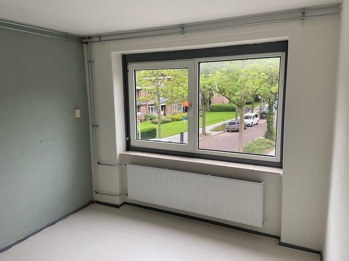 Foto 16 van Van Almondestraat 38