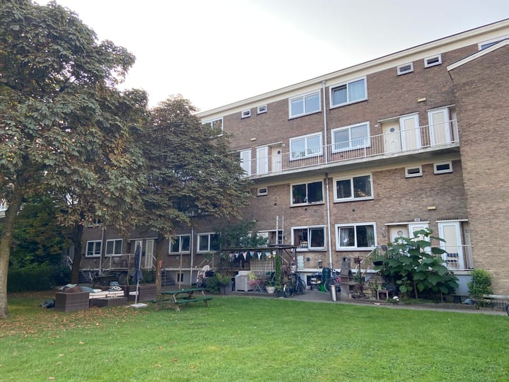 Foto 21 van Van Almondestraat 38