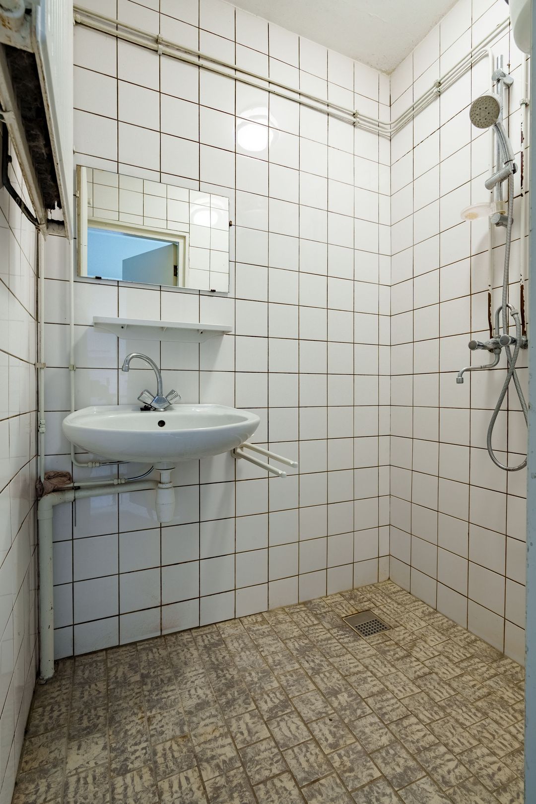 Photo 13 of Van der Waalsstraat 6