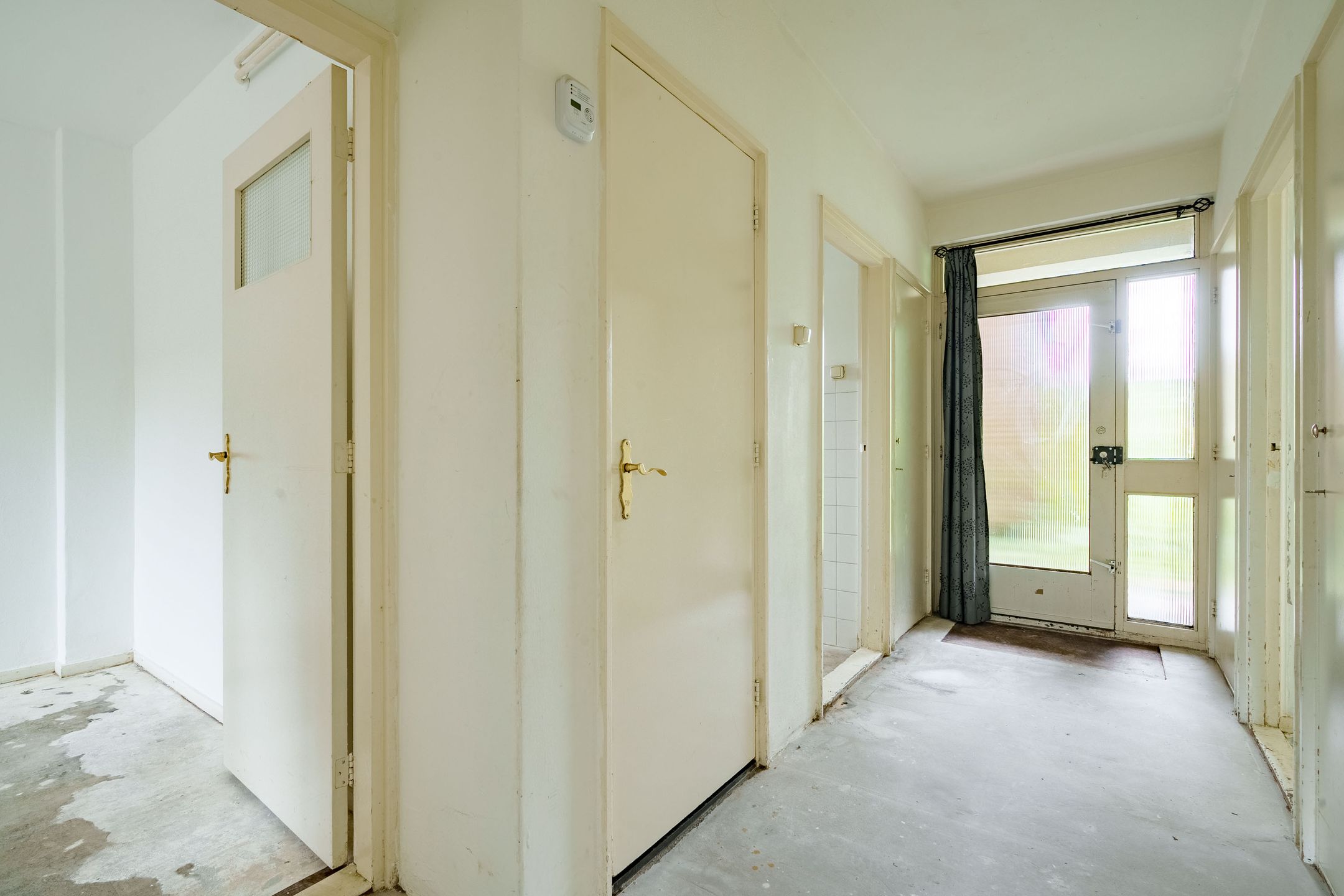 Photo 18 of Van der Waalsstraat 6