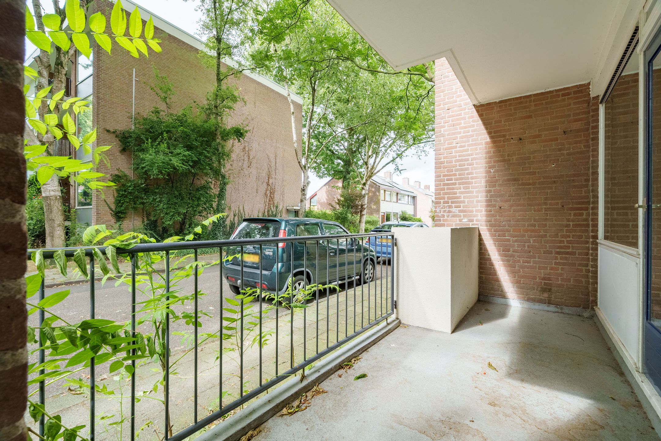 Photo 21 of Van der Waalsstraat 6