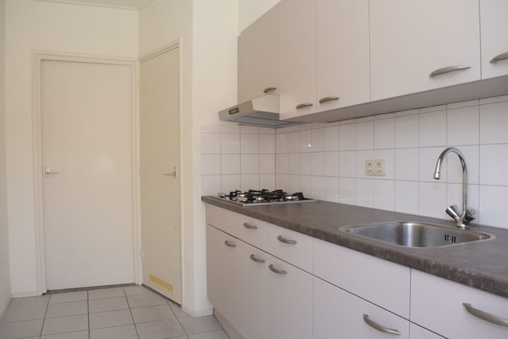 Photo 6 of Zuiddijkstraat 64