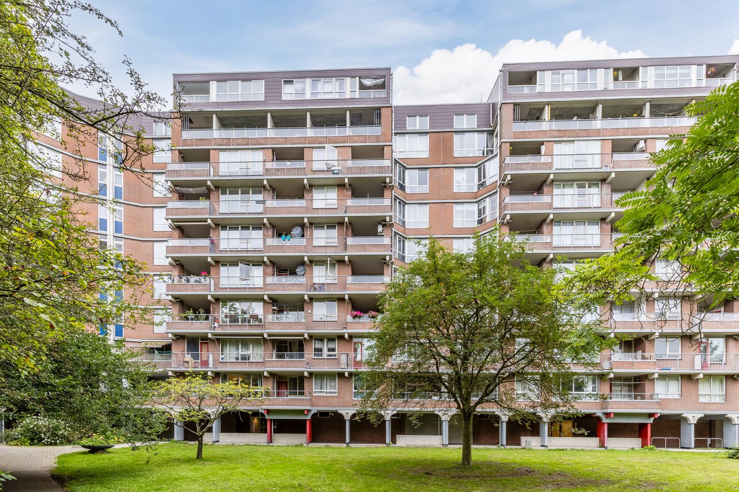 Foto 1 van Leerdamhof 168