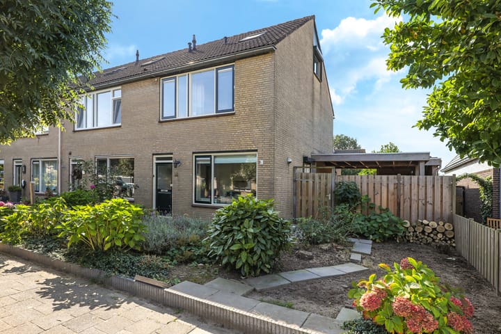 Foto 4 van Merelhof 7