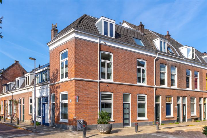 Bekijk foto 1 van Tulpstraat 25