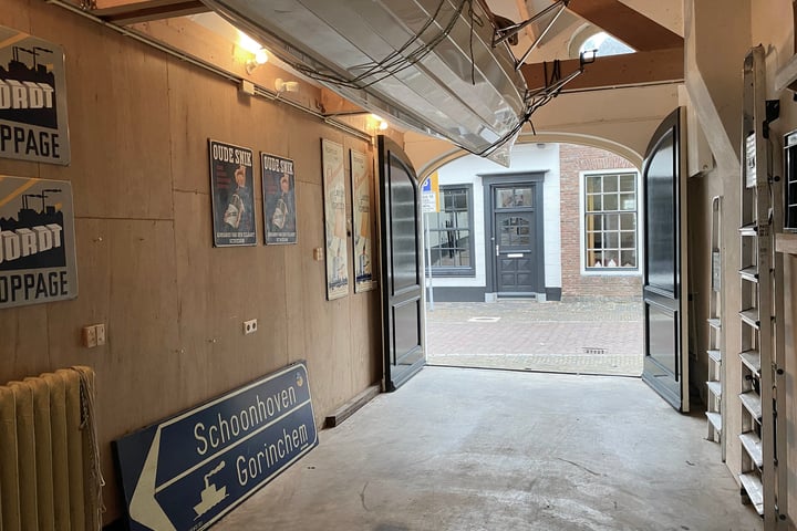 Bekijk foto 27 van Leeuweringerstraat 43