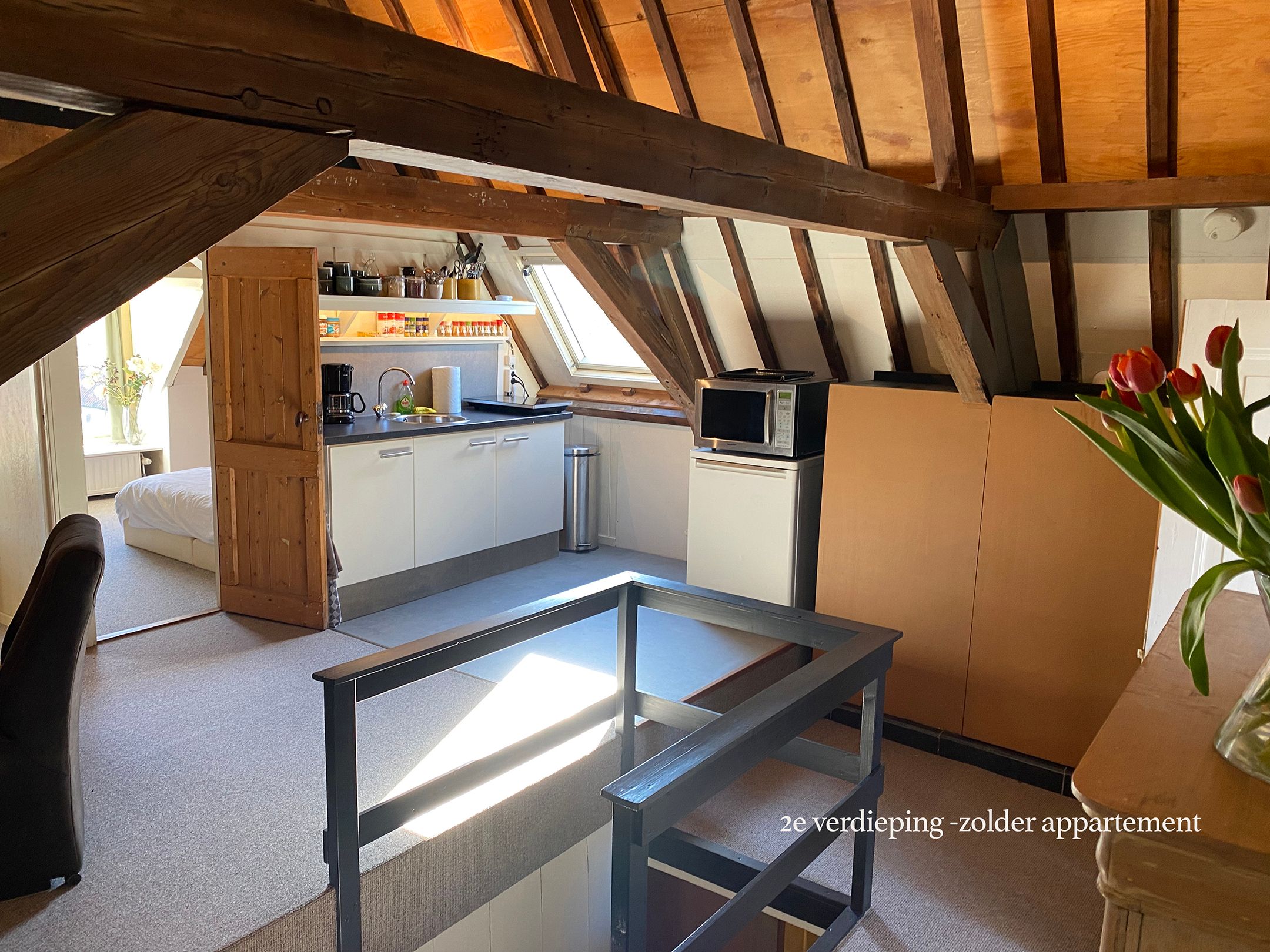 Foto 36 van Leeuweringerstraat 43