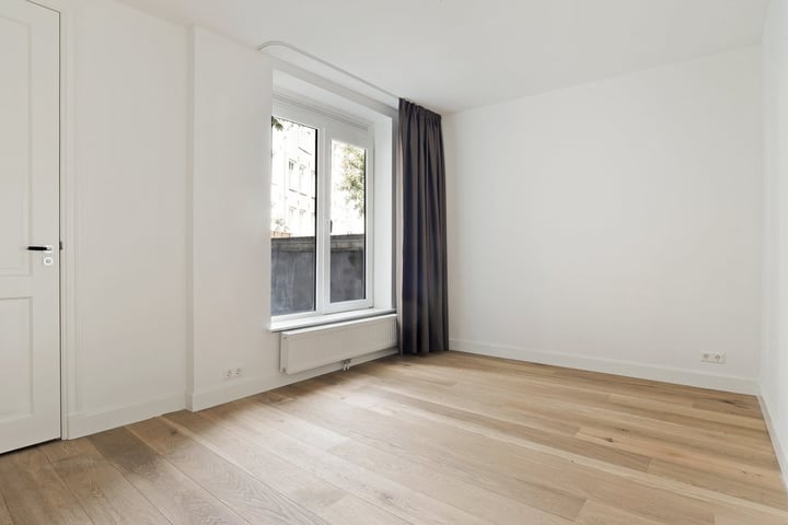 View photo 9 of Plantage Muidergracht 147-1