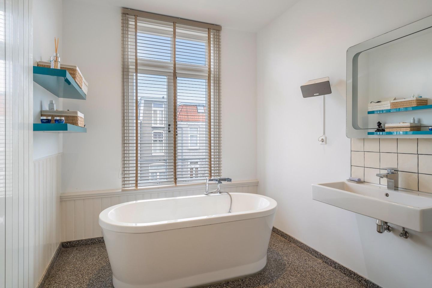 Foto 34 van Laan van Meerdervoort 235