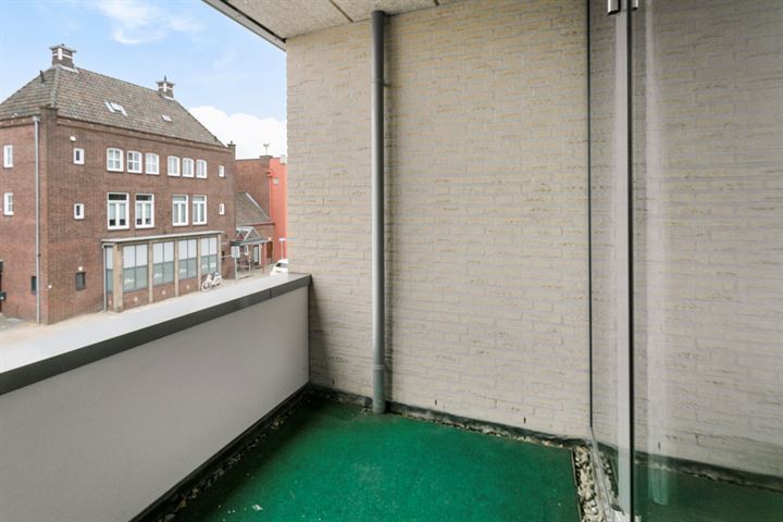 View photo 27 of van Sonsbeecklaan 2-F