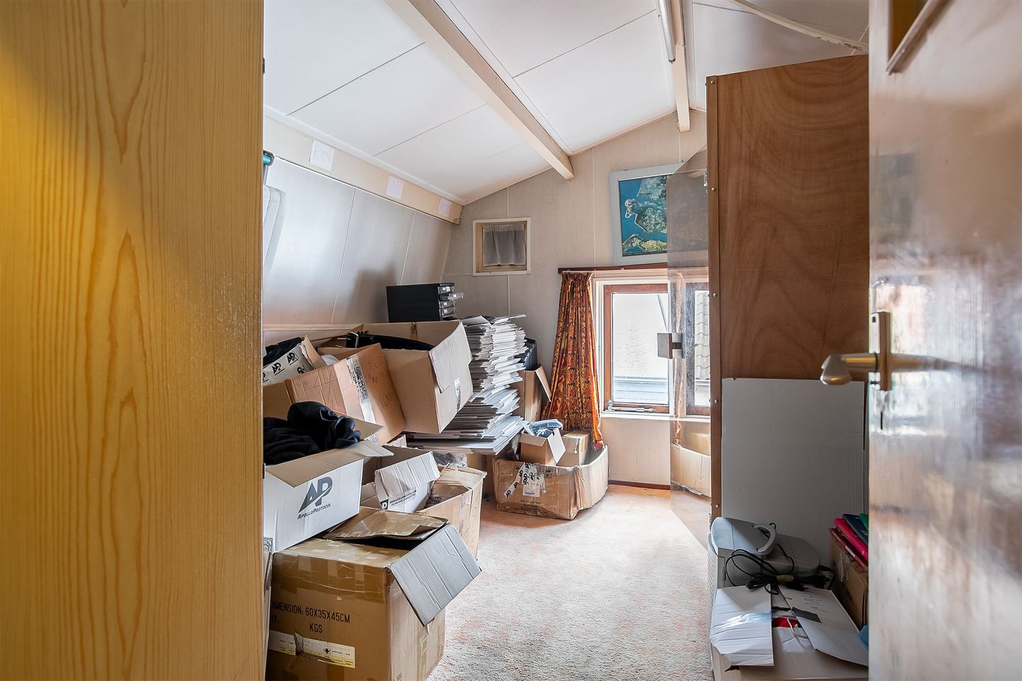 Photo 19 of Noordeinde 46