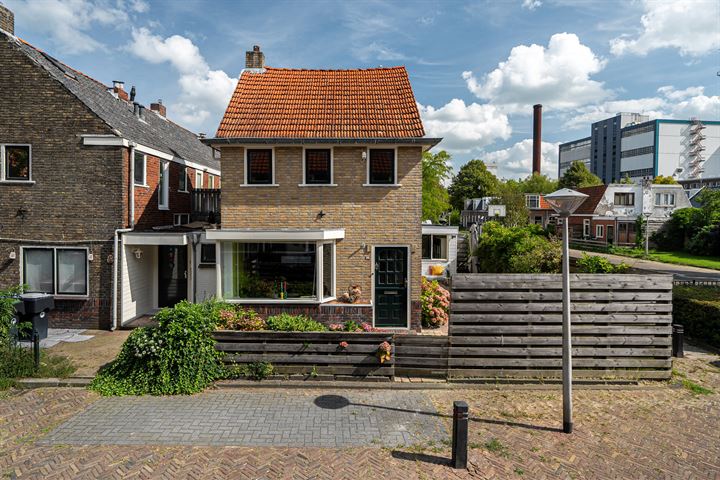 Bekijk foto 2 van Beekkerkstraat 2