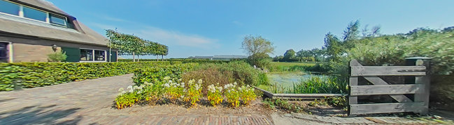 Bekijk 360° foto van Voortuin van Roekebosscheweg 6