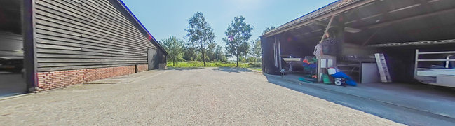 Bekijk 360° foto van Tuin van Roekebosscheweg 6