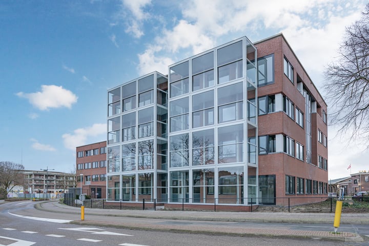 Binnen Parallelweg 22 A
