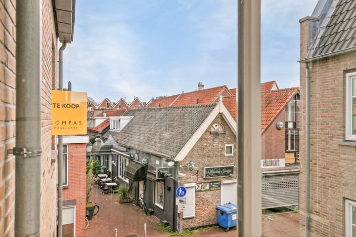 View photo 5 of Torenstraat 12