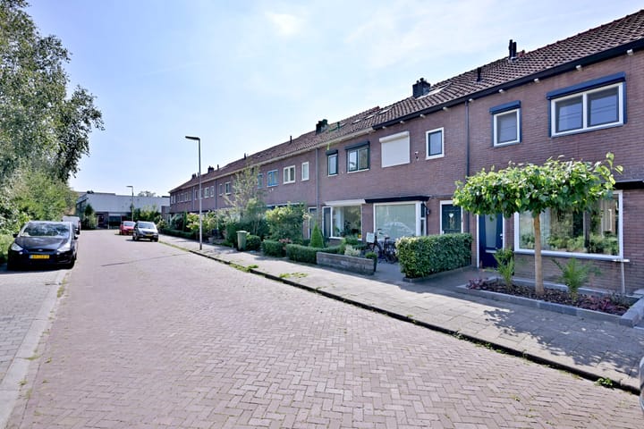 Foto 5 van Thomas a Kempisstraat 23