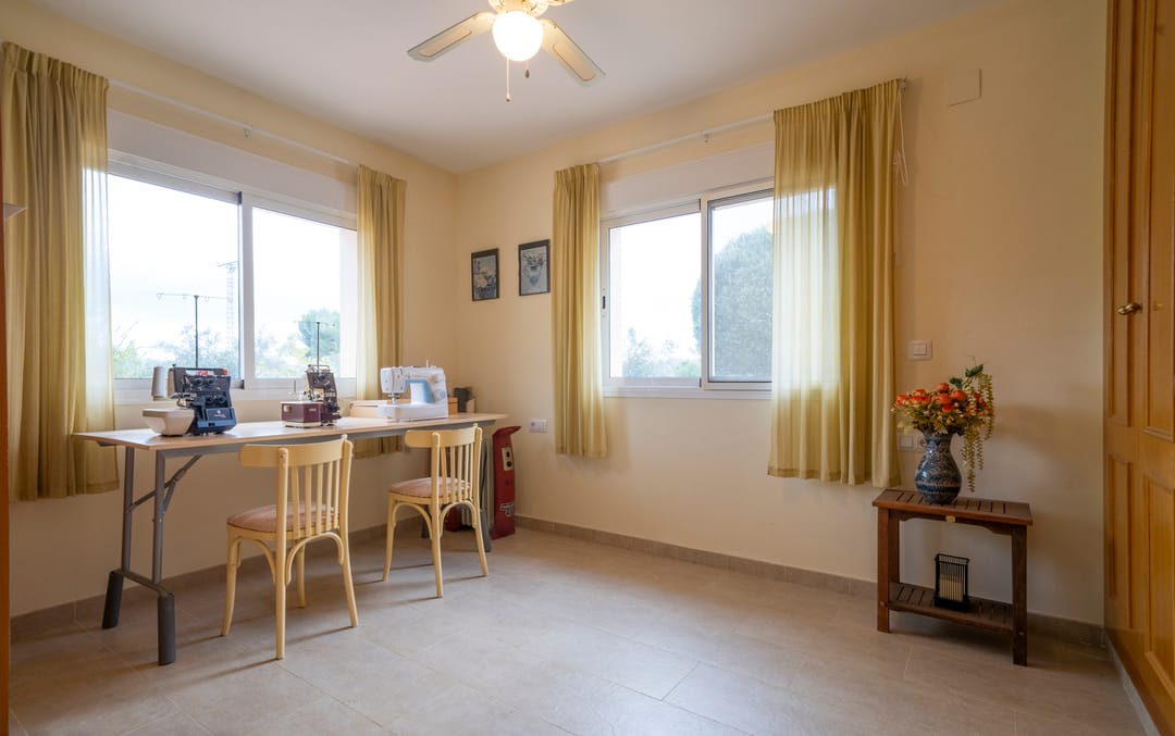 Foto 17 van Camino viejo de sax 52-56