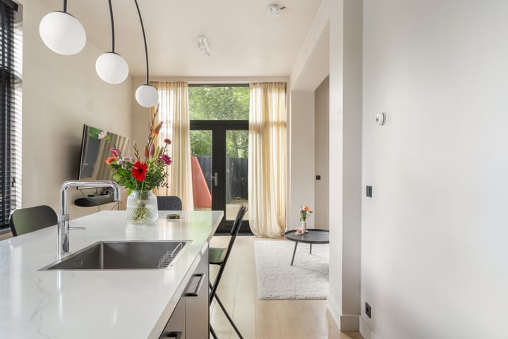 Foto 12 van Delfgaauwstraat 103-B