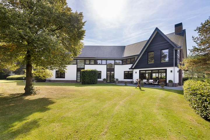 Photo 65 of Torenlaan 50-B