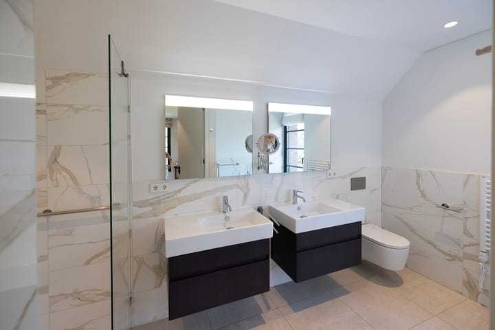 Photo 14 of Torenlaan 50-B