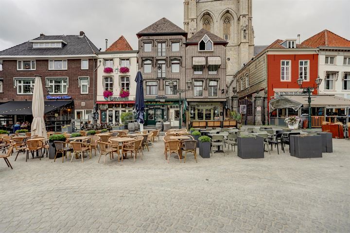 View photo 2 of Grote Markt 8-B