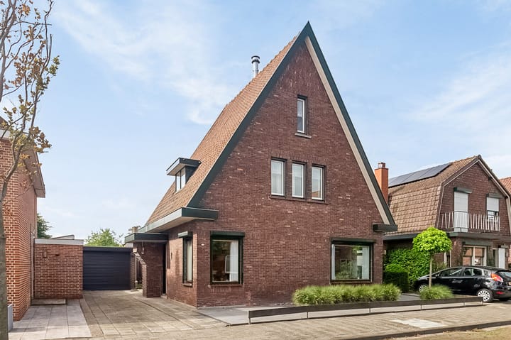 Foto 1 van Nico Uyt den Bogaardstraat 10