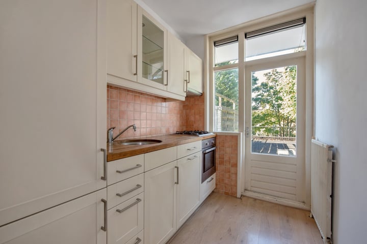 Bekijk foto 4 van Volkerakstraat 31
